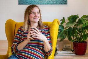 Smiling pregnant mum